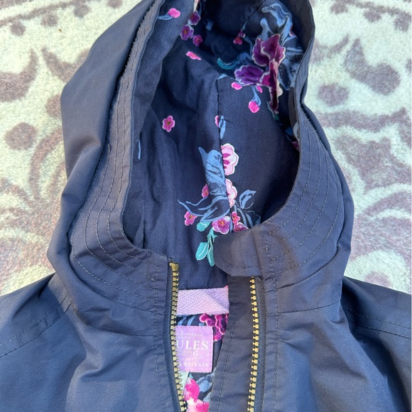 Joules Raincoat age 4 - Picture 4 of 4